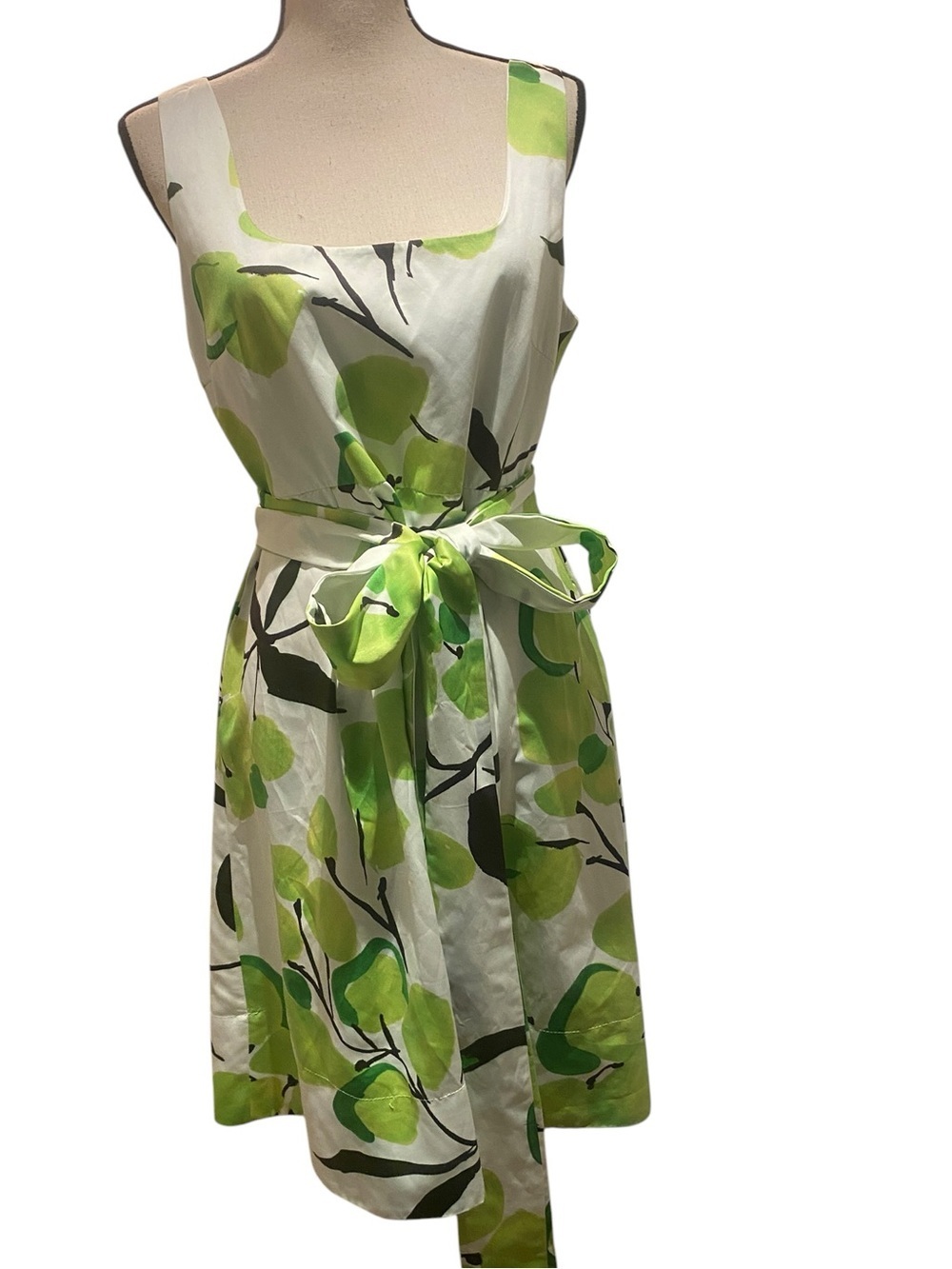 Zara Women’s Green Floral Belted Sleeveless Midi Dress new size large